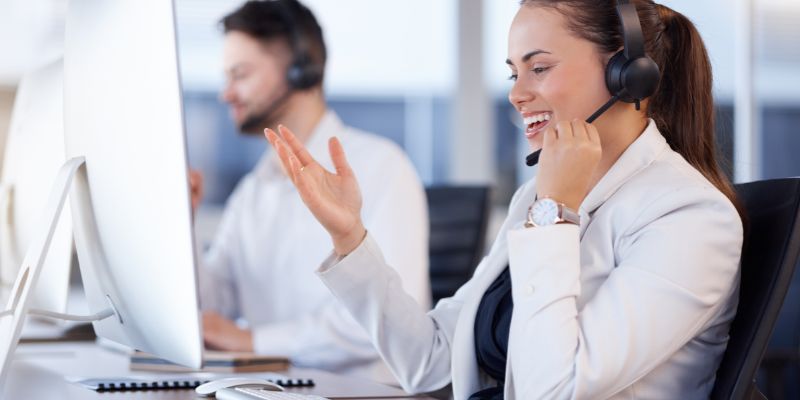 Liên hệ 2 Hỗ trợ nhanh chóng với CSKH đạt chuẩn 5 sao